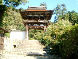 長岳寺の鐘楼門