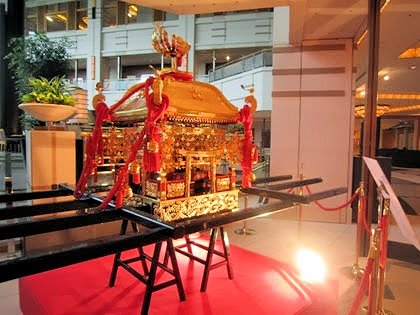 帝国ホテル大阪に展示中の天神祭神輿