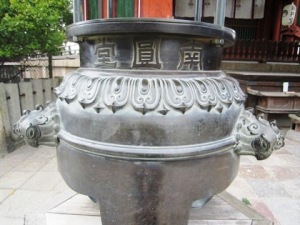 興福寺の香炉