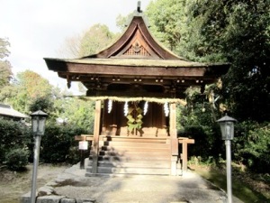 大和神社の祖霊社