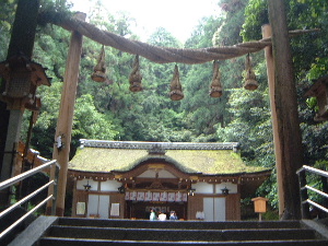 狭井神社ご参拝