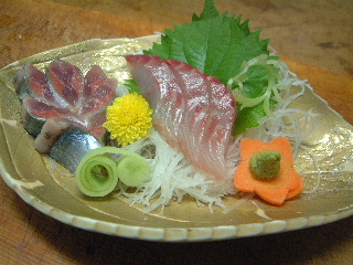 サンマの木の葉造り 日本料理の飾り切り 秋刀魚